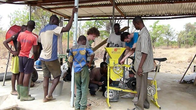 AgrithèqueLaDécortiqueuseMise enRoute03.2018 (2)